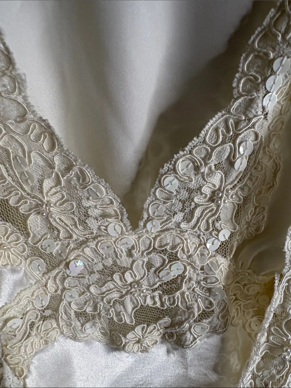 Vintage Victoria's Secret Cream Satin Robe and Lace Chemise Set